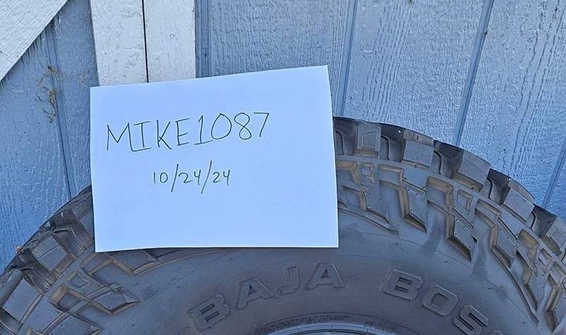 Jeep Gladiator (4) Mickey Thompson Baja Boss 40/13.50/r17 20241023_164040
