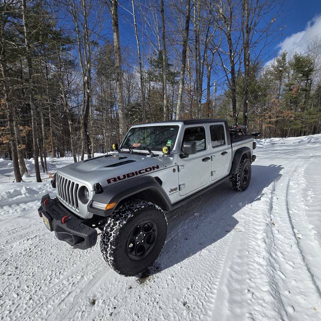Jeep Gladiator Finished my bed setup - Diamondback SE + Builtright 20250207-125716