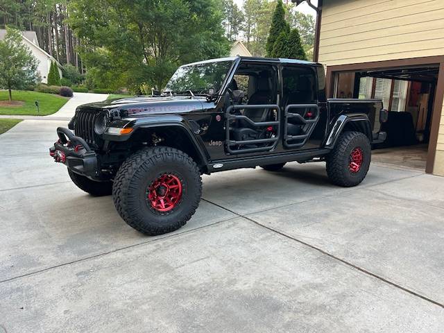 Jeep Gladiator Pics with tube doors -- post yours IMG_1654