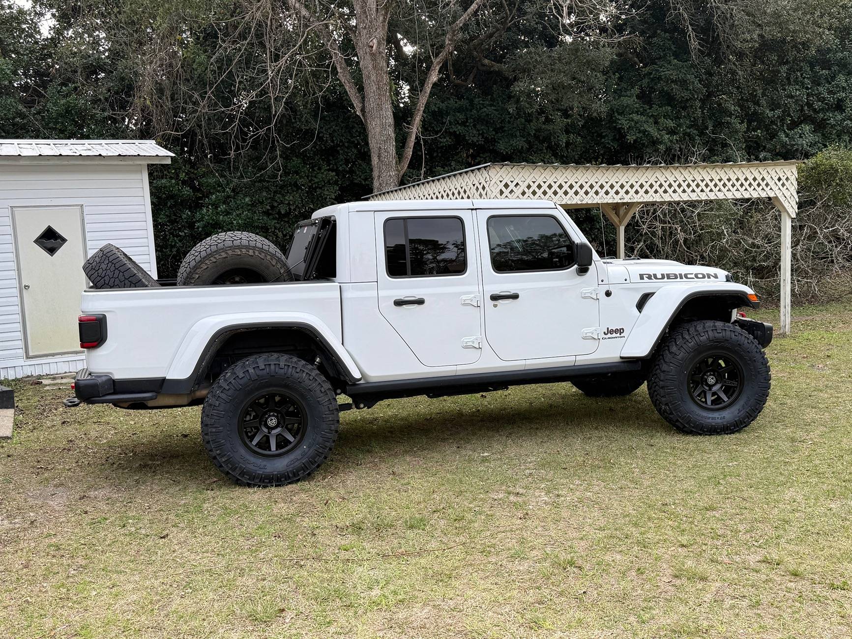 Jeep Gladiator Help me understand- It’s been a long week IMG_0420