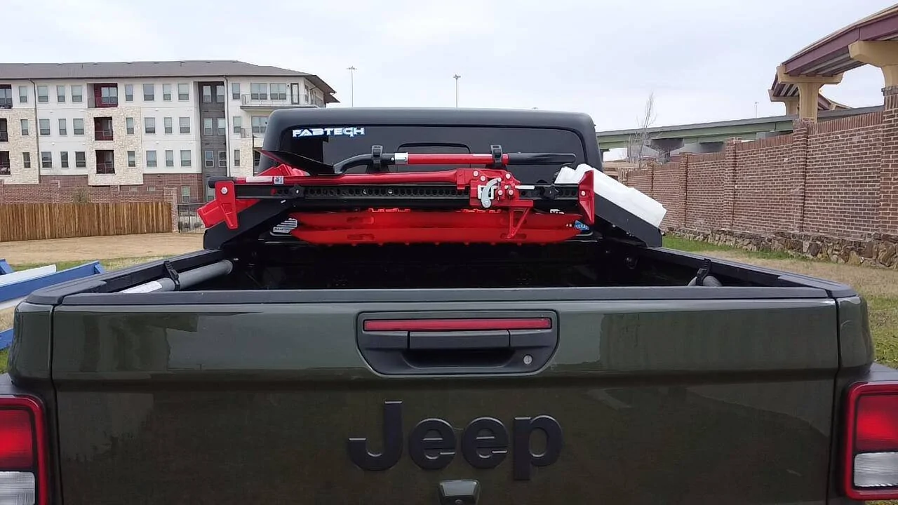 Jeep Gladiator Fabtech bed cargo rack installed 2025-02-14-13-43-13-660