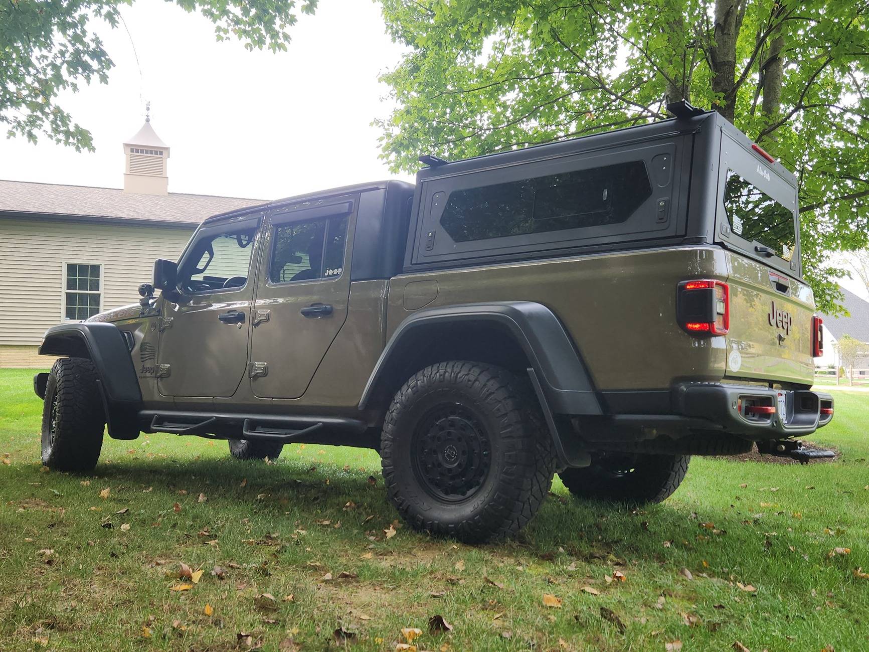 Jeep Gladiator 2020 Gladiator Rubicon - Gator Edition With Only 29,990 Miles 20231005_120805