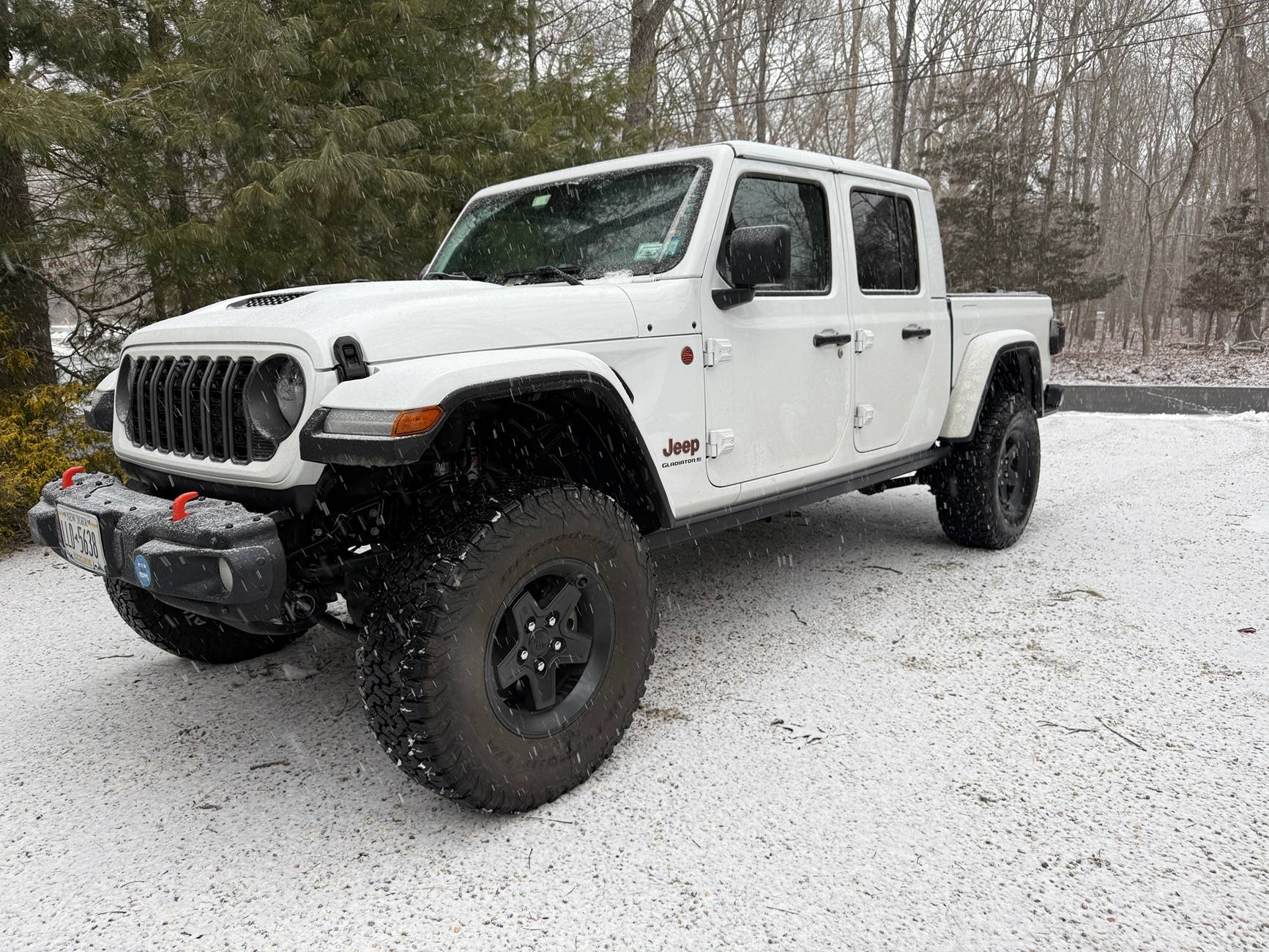 Jeep Gladiator Does this look bad? 35s vs 37s IMG_1231