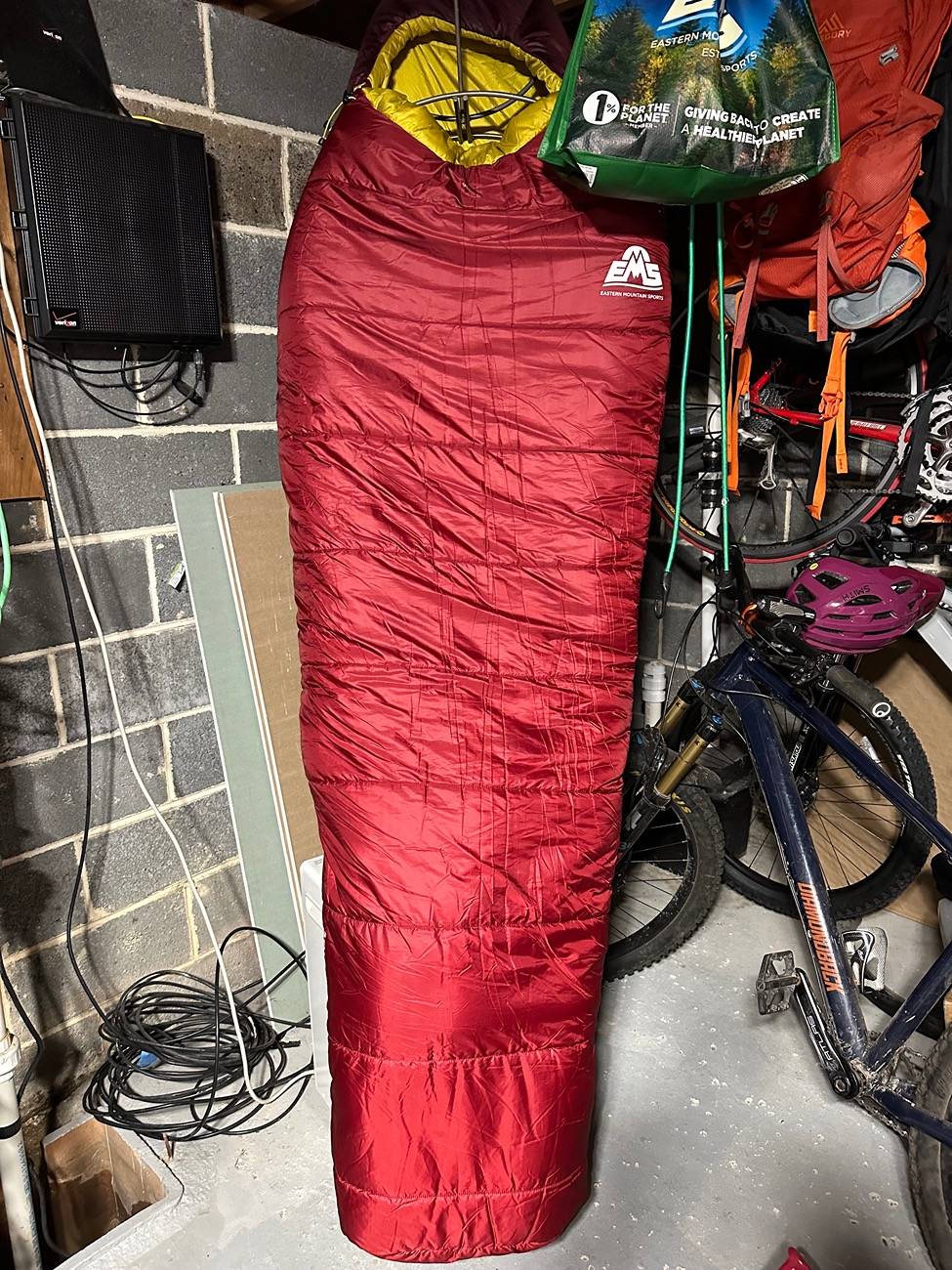 Jeep Gladiator Zero degree sleeping bag IMG_8194