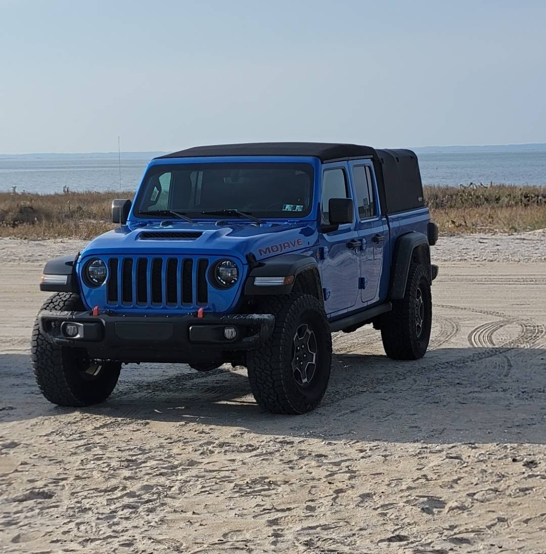Jeep Gladiator Rear bed sliders Screenshot_20250216_152637_Gallery