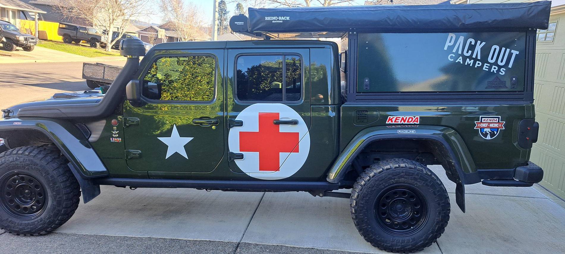 Jeep Gladiator What kind of first aid setup is everyone running? 1000027808