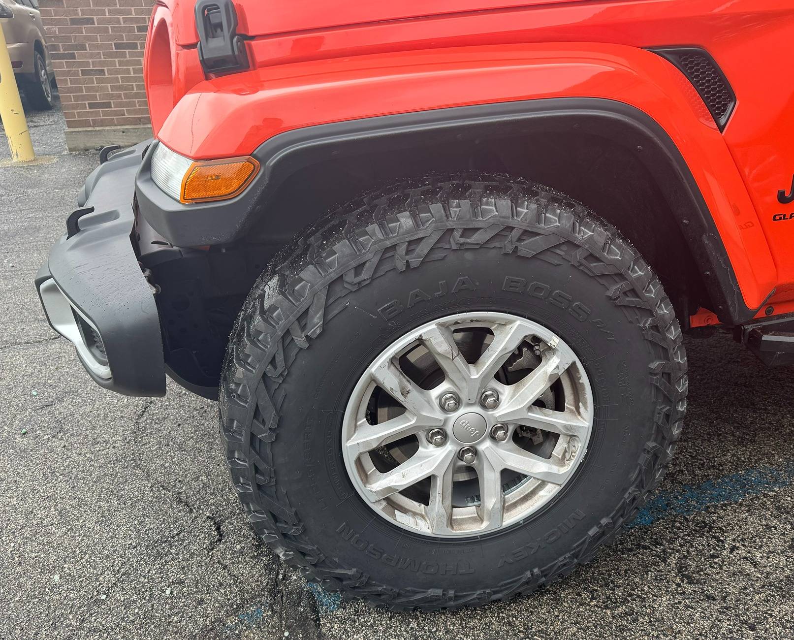 Jeep Gladiator 35s and No Lift Thread FrontWheel_MT35