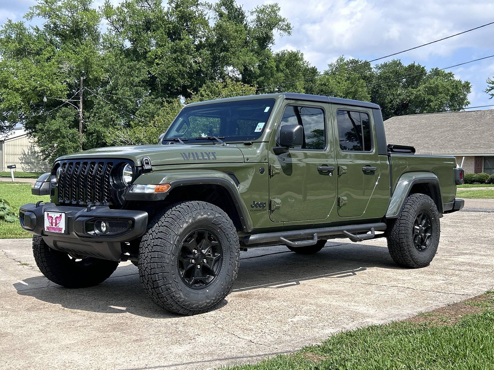 Jeep Gladiator Anyone have these wheels? Dealership no help. whllys wheells