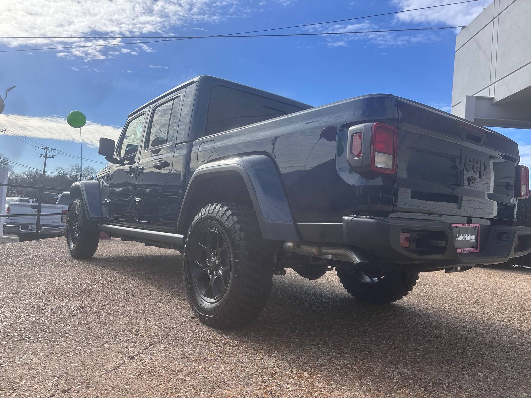 Jeep Gladiator Fathom Blue Gladiator JT Club 🔹 76176019467__B9F1ECEC-AE8A-48D1-BDF9-CF970221BB34