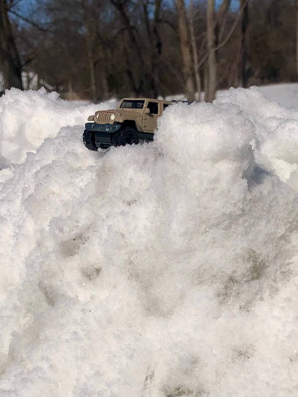 Jeep Gladiator Disappointing Performance in the Virginia Snow IMG_9128
