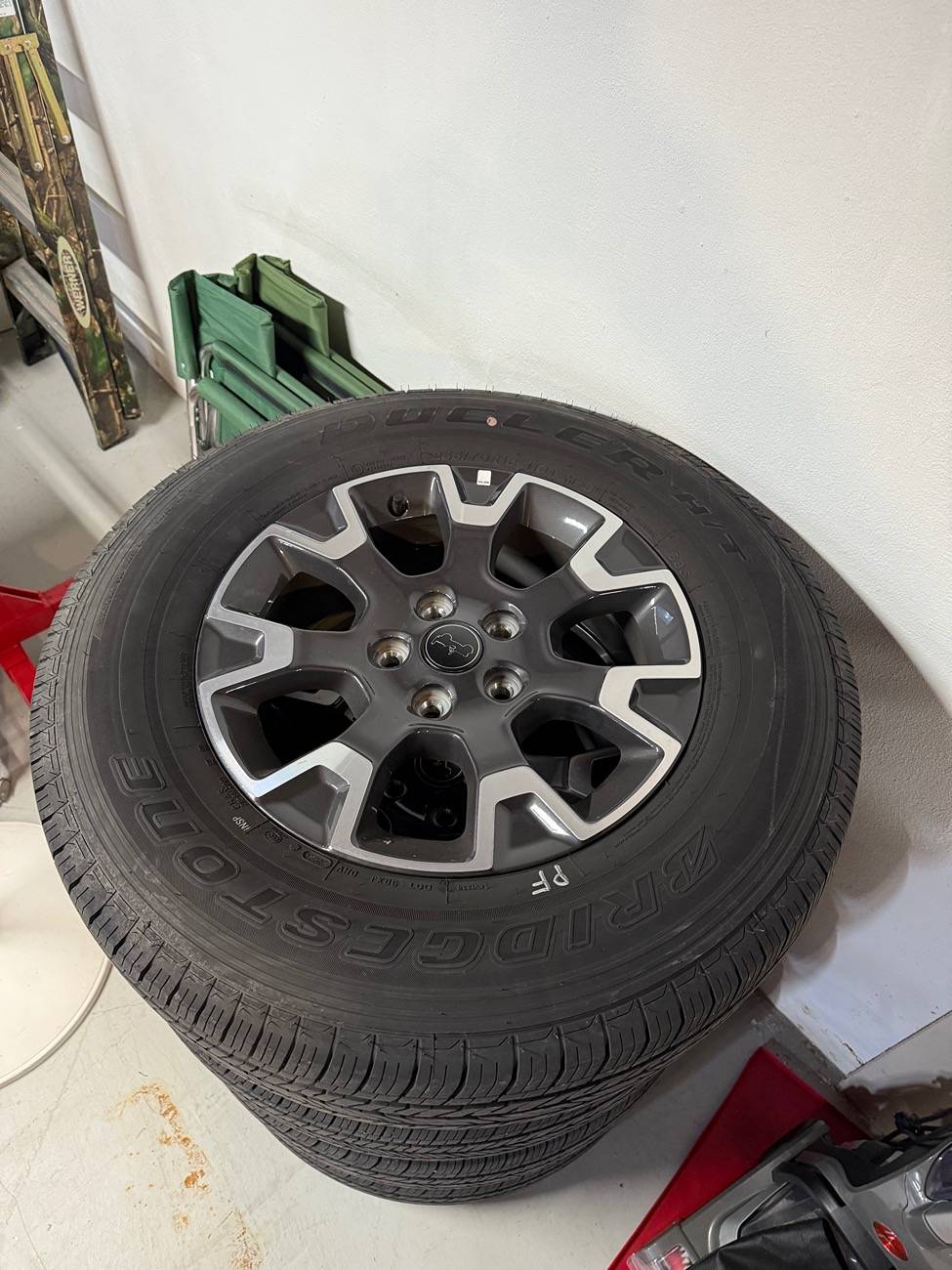 Jeep Gladiator 2024 Sport 18” new Takeoffs $650 IMG_0651