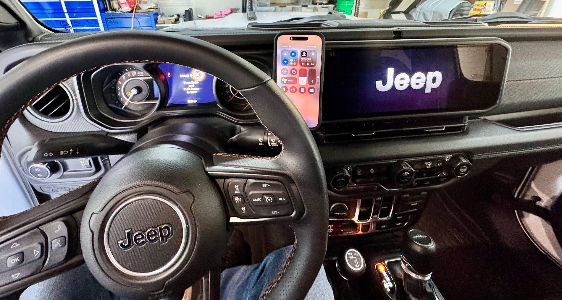 Jeep Gladiator Dash MagSafe Phone Mount IMG_7937