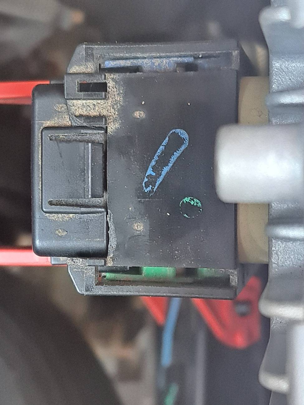 Jeep Gladiator PCM Disconnect Not Working, Any Tips? 20250224_085713
