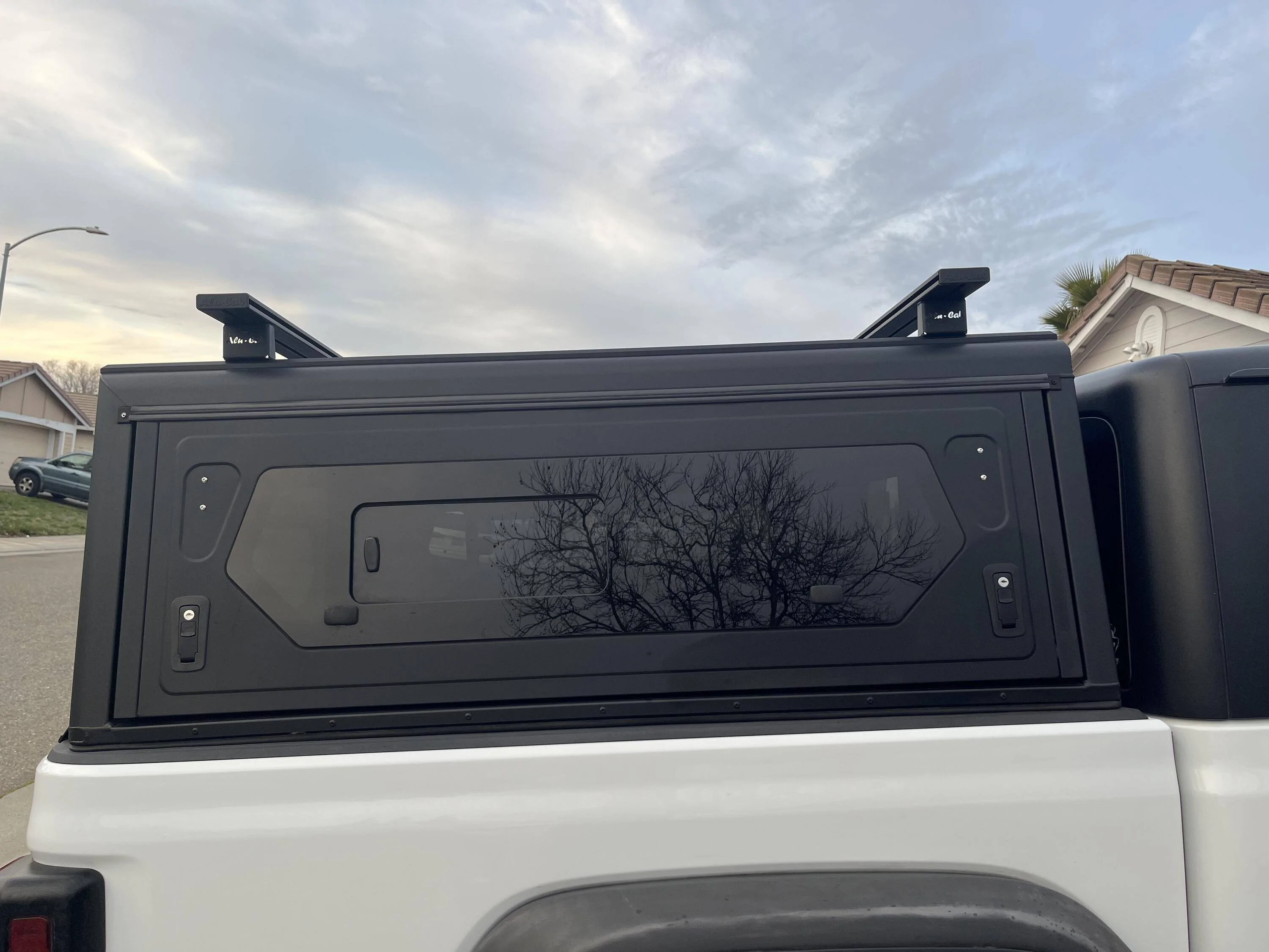 Jeep Gladiator ALU-CAB Contour Canopy 3 flip up windows, sliders, load bars, vented. LIKE NEW! REDUCED TO $3000 OBO IMG_1505