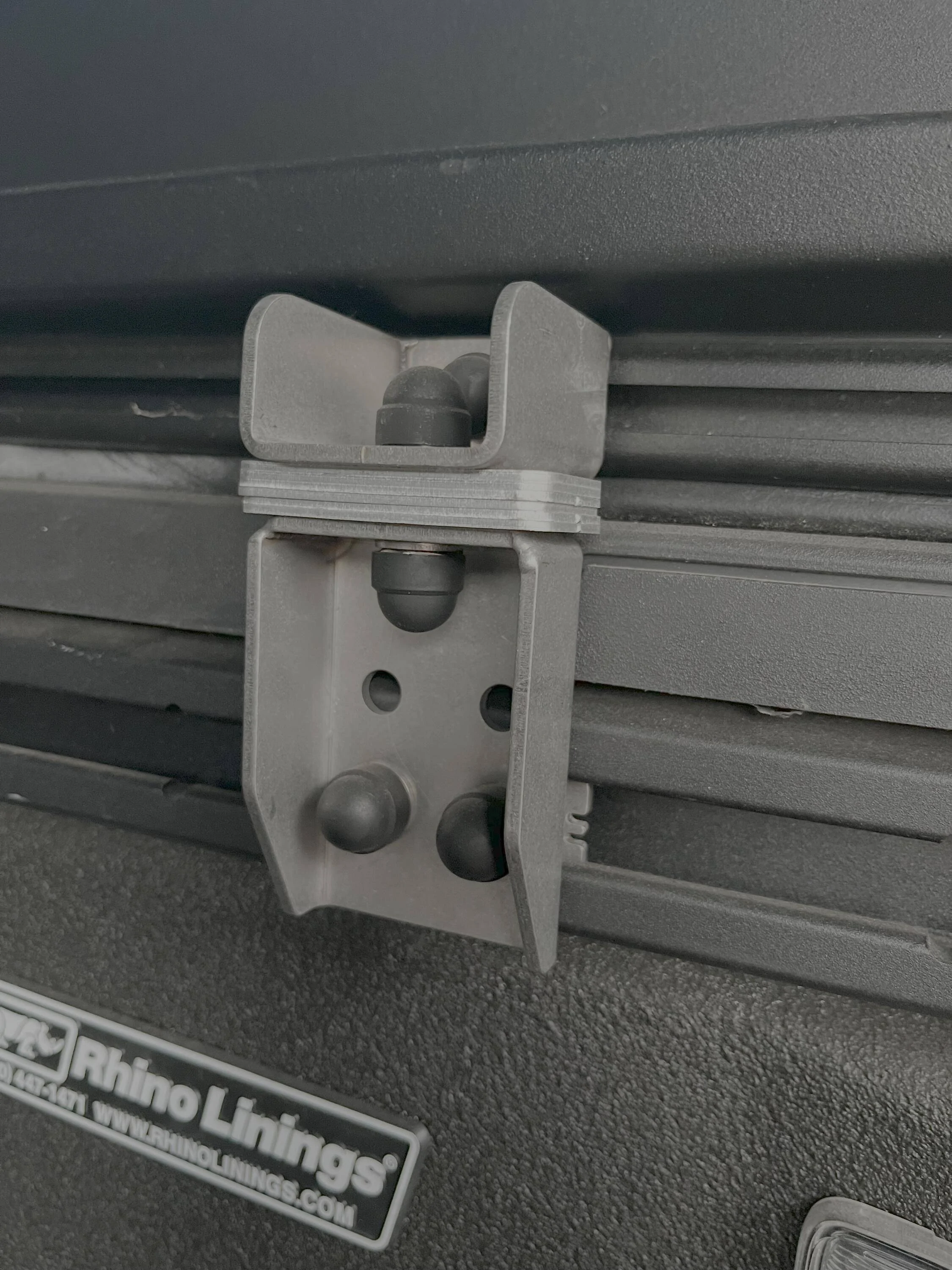 Jeep Gladiator ALU-CAB Contour Canopy 3 flip up windows, sliders, load bars, vented. LIKE NEW! REDUCED TO $3000 OBO IMG_1502