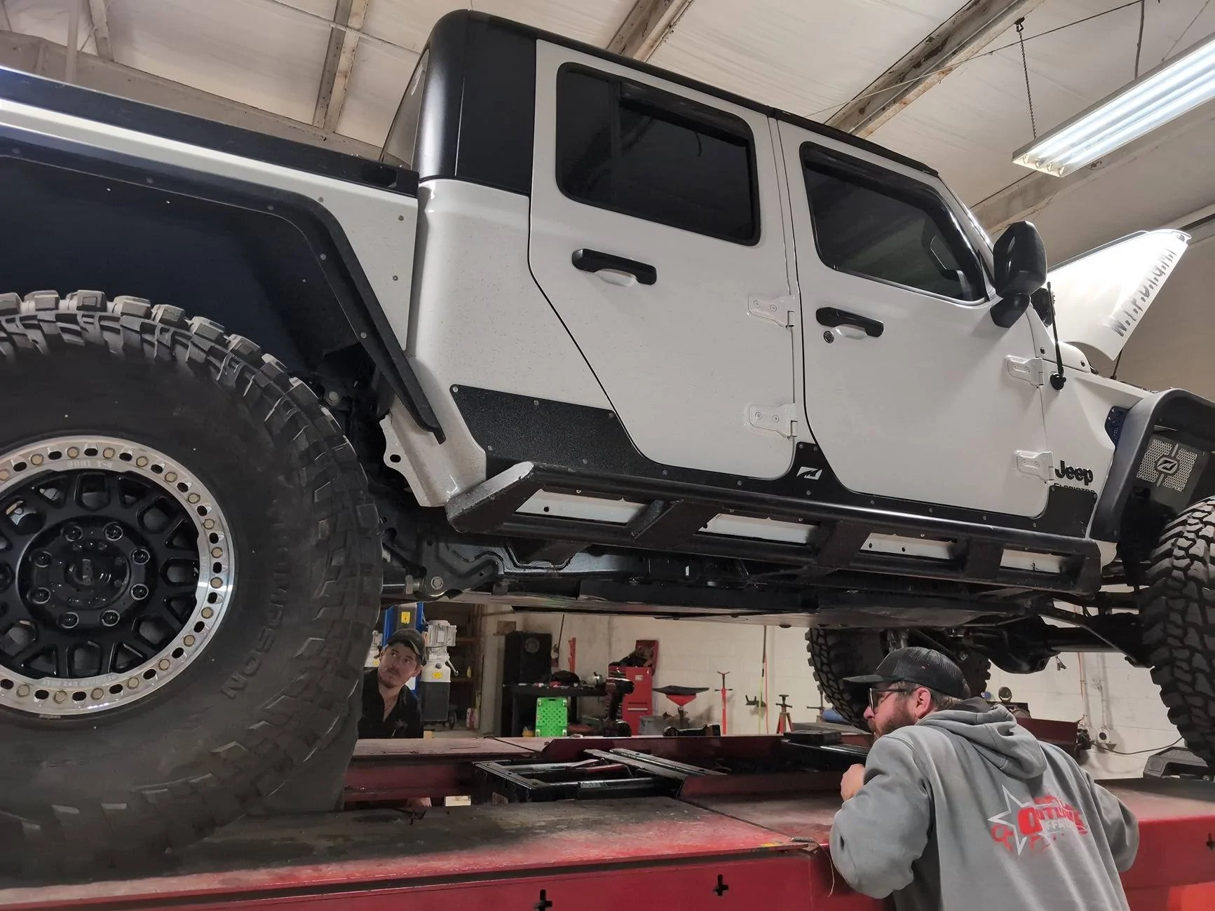 Jeep Gladiator W.T.F.D.I.G.M.I - Turning my daily drive into a trail rig. b87d8f6e-11f1-4e15-bc50-f3ba06ab6b3f