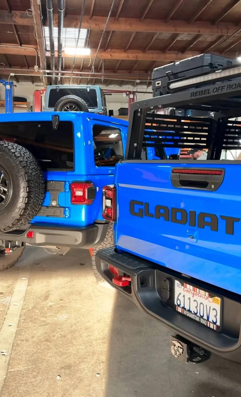 Jeep Gladiator HYDRO BLUE PEARL Gladiator JT Club IMG_5840