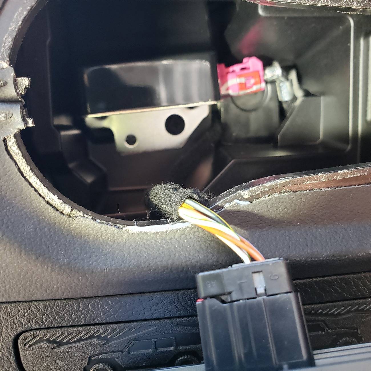 Jeep Gladiator 2024 Mojave X Add Bed 115v outlet 20250225_142437