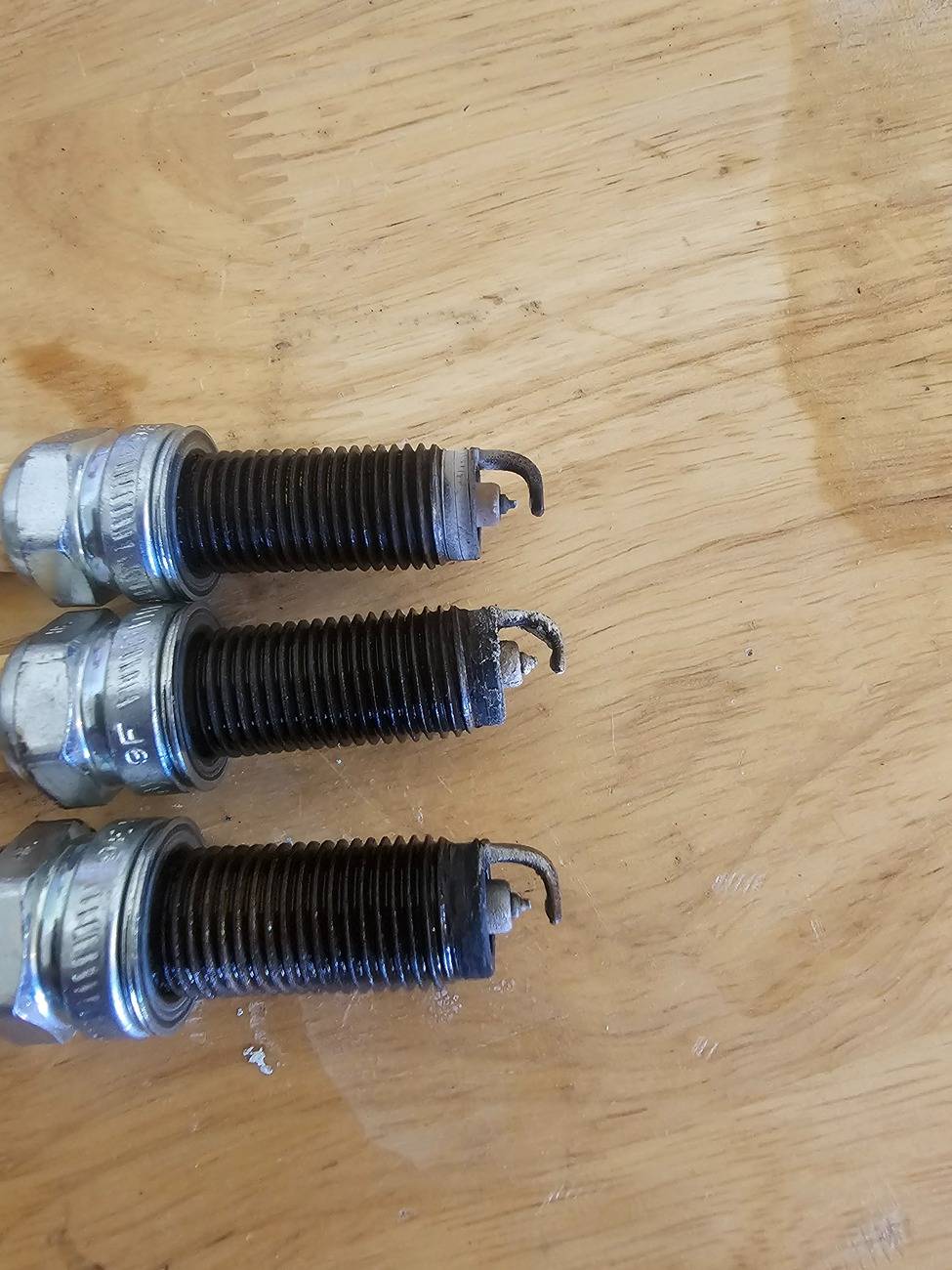 Jeep Gladiator Replacing sprk plugs, how big of a pain will it be? 20250227_130654