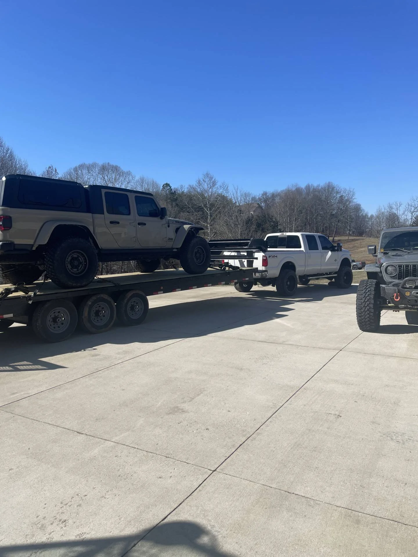 Jeep Gladiator Another 426 incoming... jeep loaded
