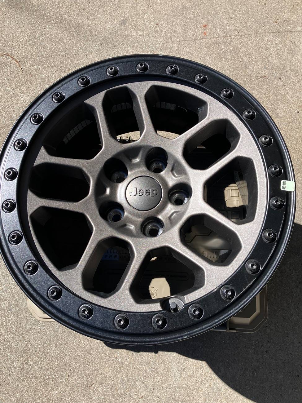 Jeep Gladiator (Reduced) - Mopar 17x8 Beadlock Wheel x 1 $275 pickup or will ship FEDEX actual cost IMG_6136