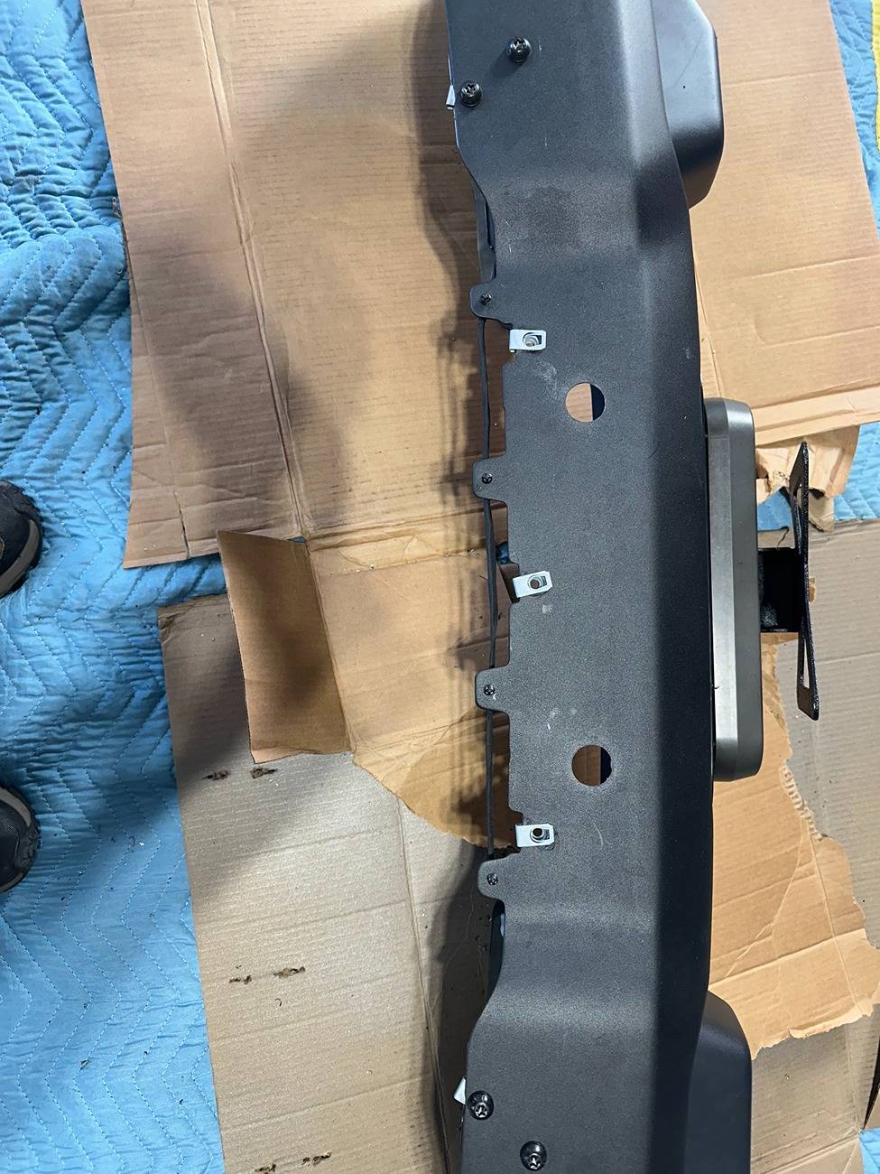 Jeep Gladiator Warn 10/S,  Bulldog Winch plate, OE Steel bumper fitment issues Bumper holes