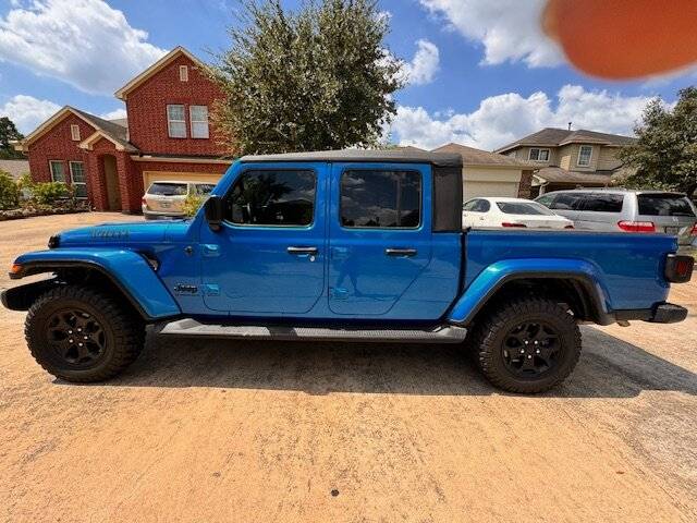 Jeep Gladiator Jeep Gladiator Soft top for trade in Hard Top IMG_1388 (1)