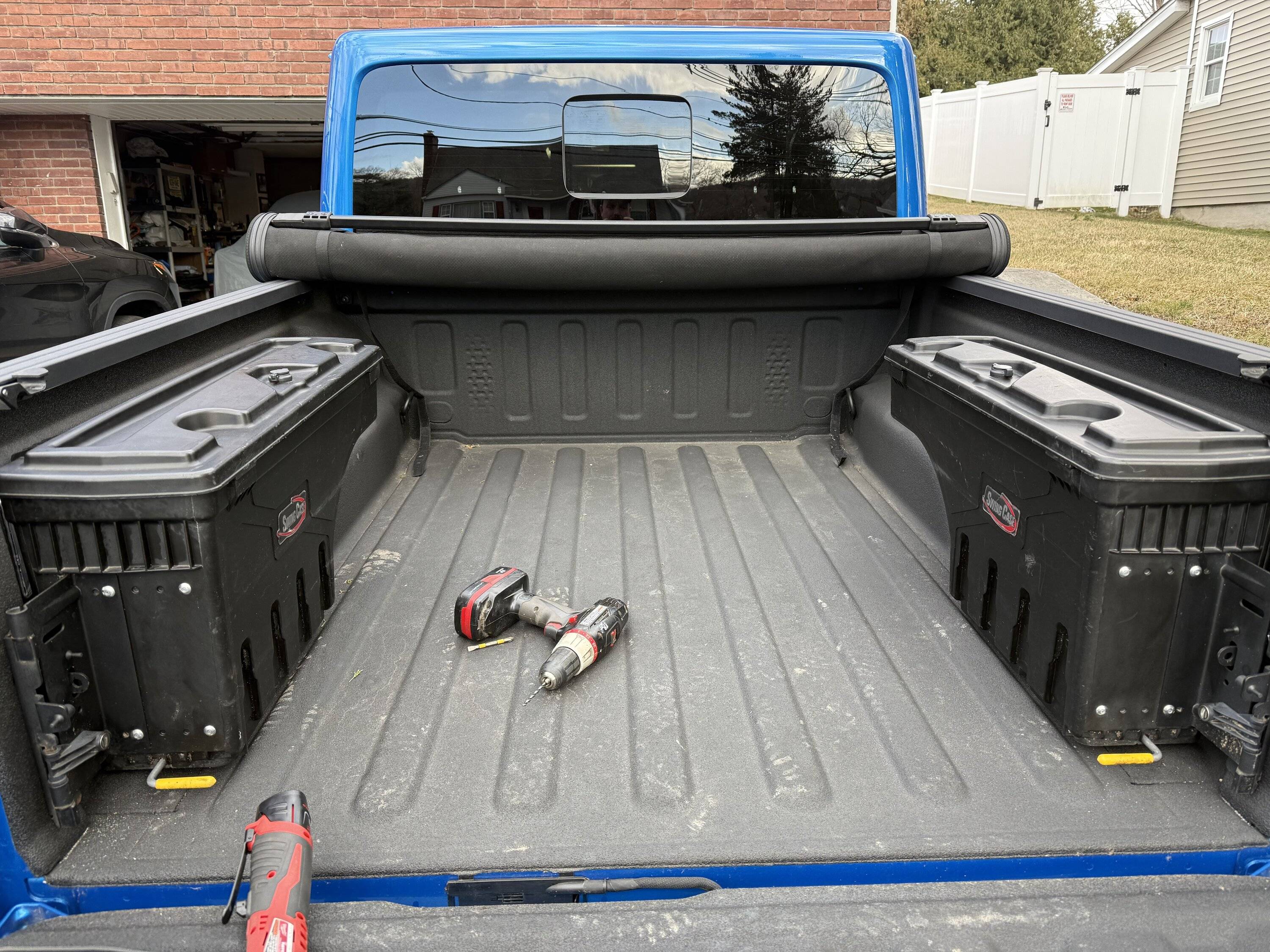 Jeep Gladiator Added swing cases to bed IMG_0680