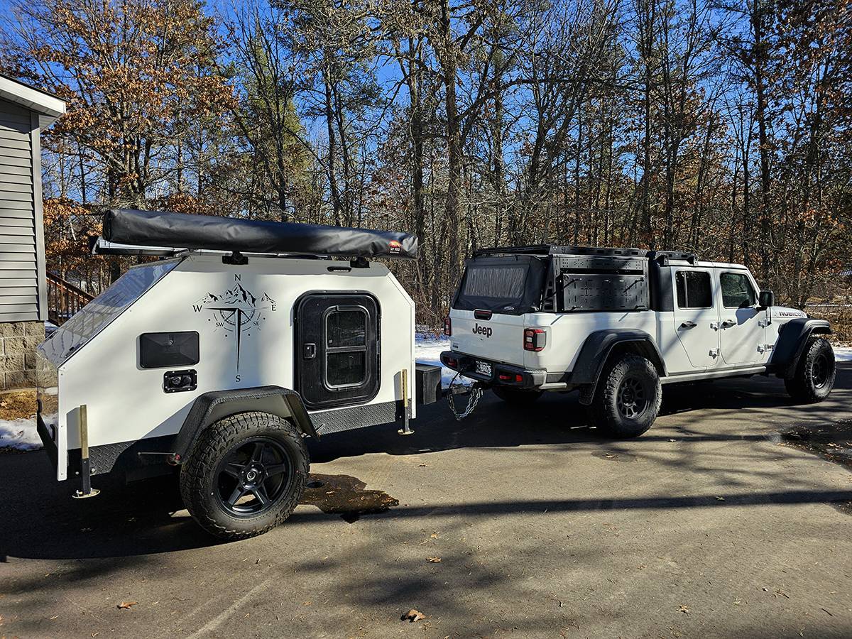 Jeep Gladiator Travel trailer / Camper Rigs 20250302_144715