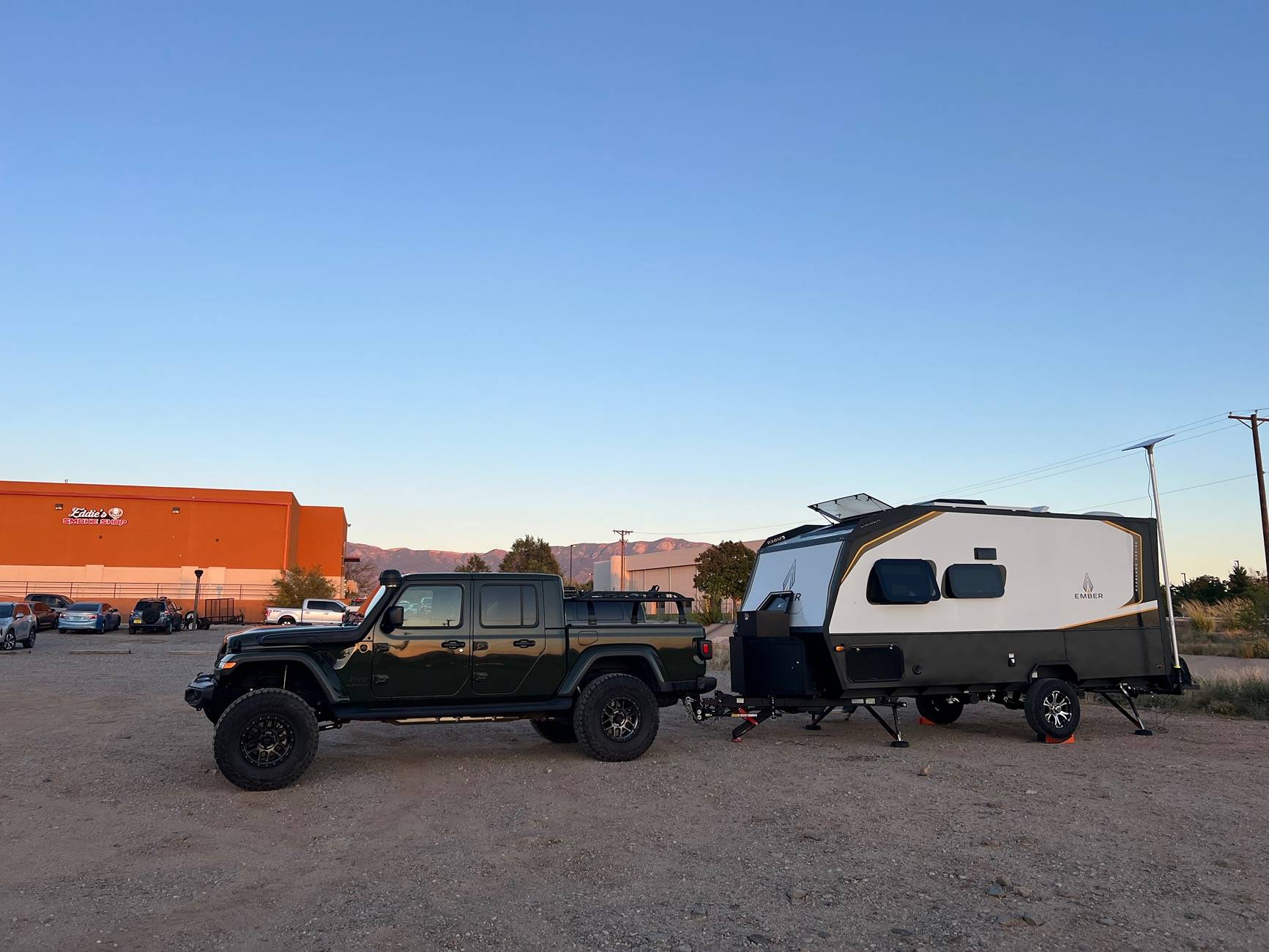 Jeep Gladiator Travel trailer / Camper Rigs IMG_6353