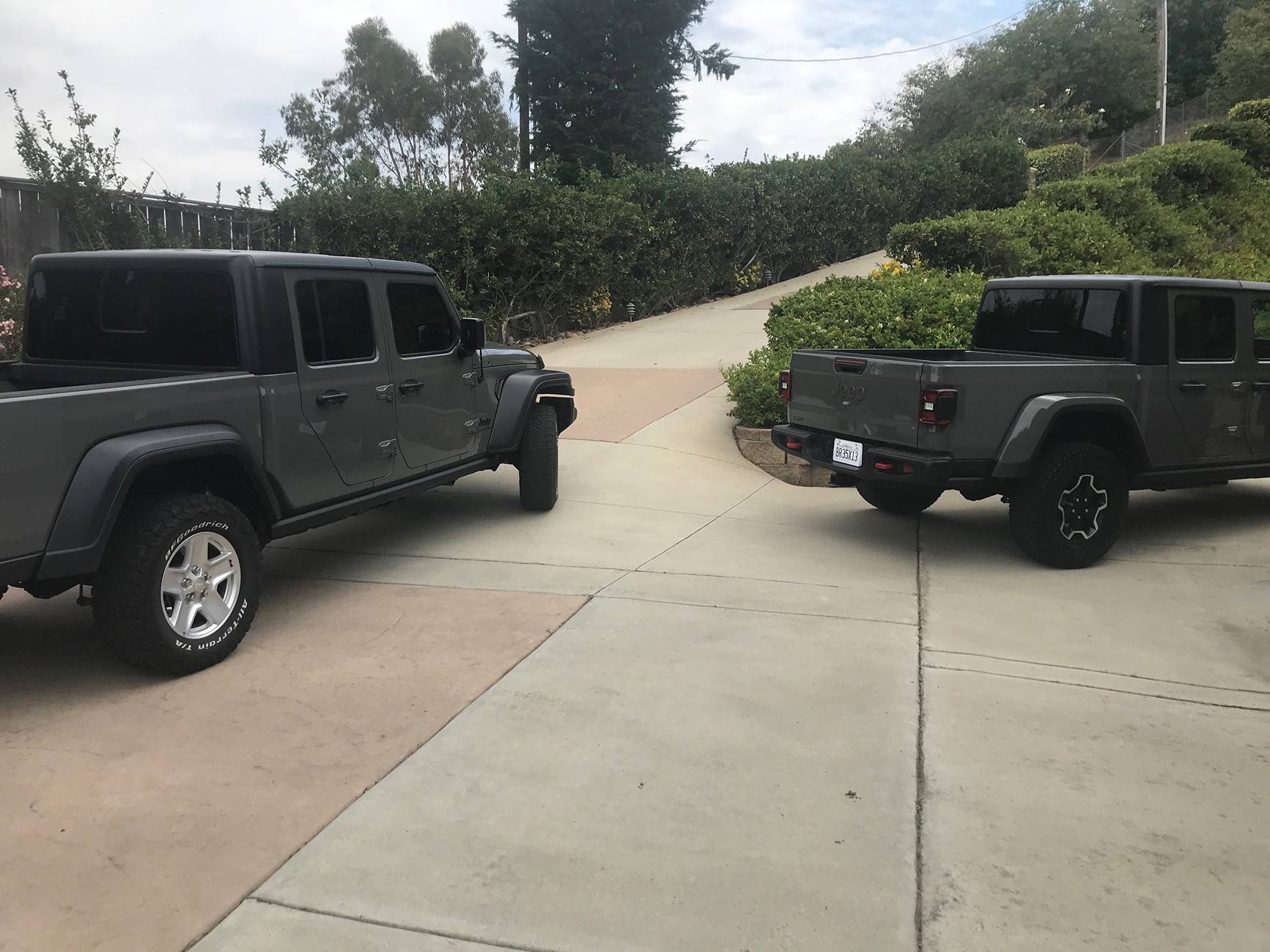 Jeep Gladiator Buying same model twice in a row....why? D6E5C335-B392-44D3-99ED-848CA157BABF