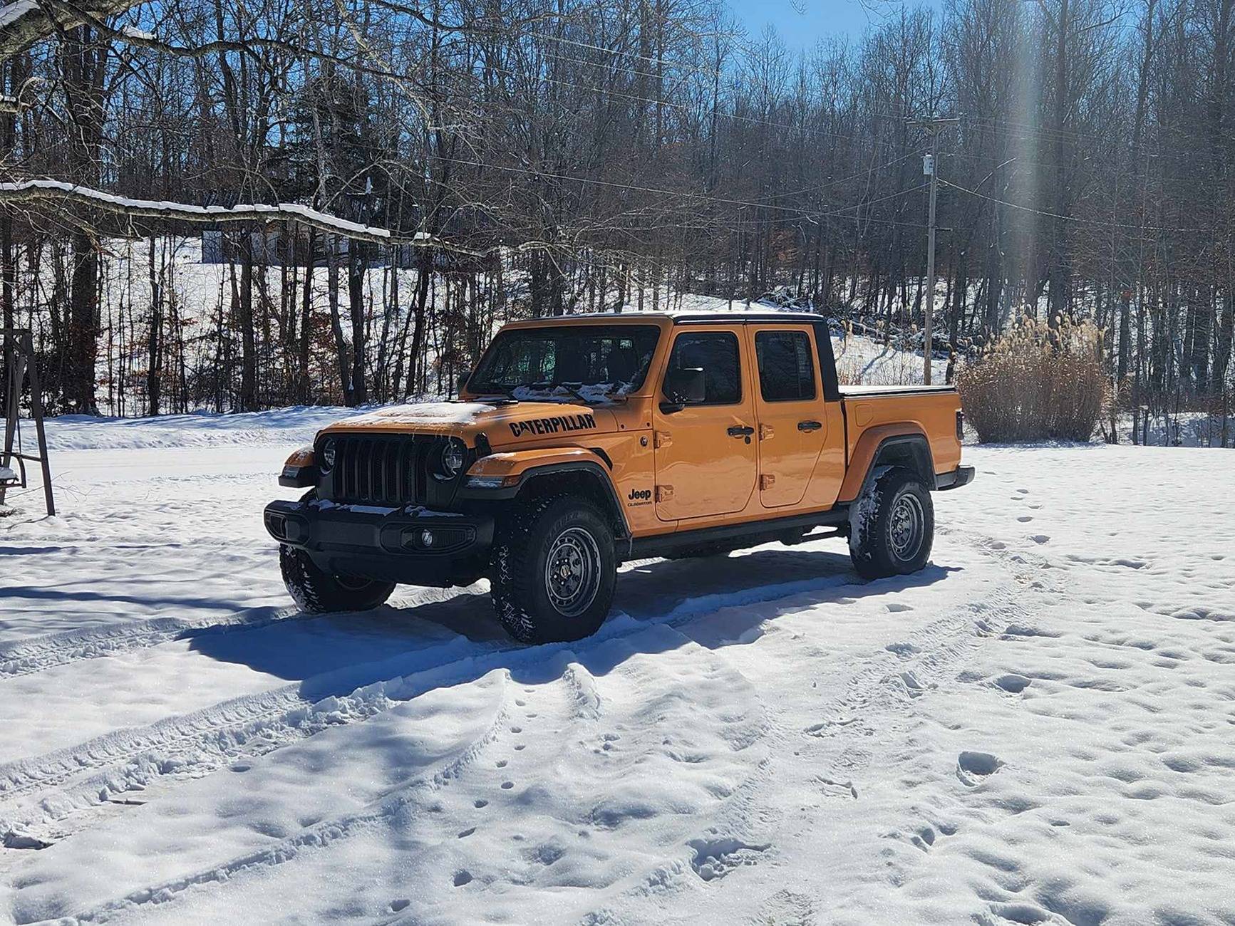 Jeep Gladiator Buying same model twice in a row....why? 415744838_1741635556349443_7864085316670455034_n