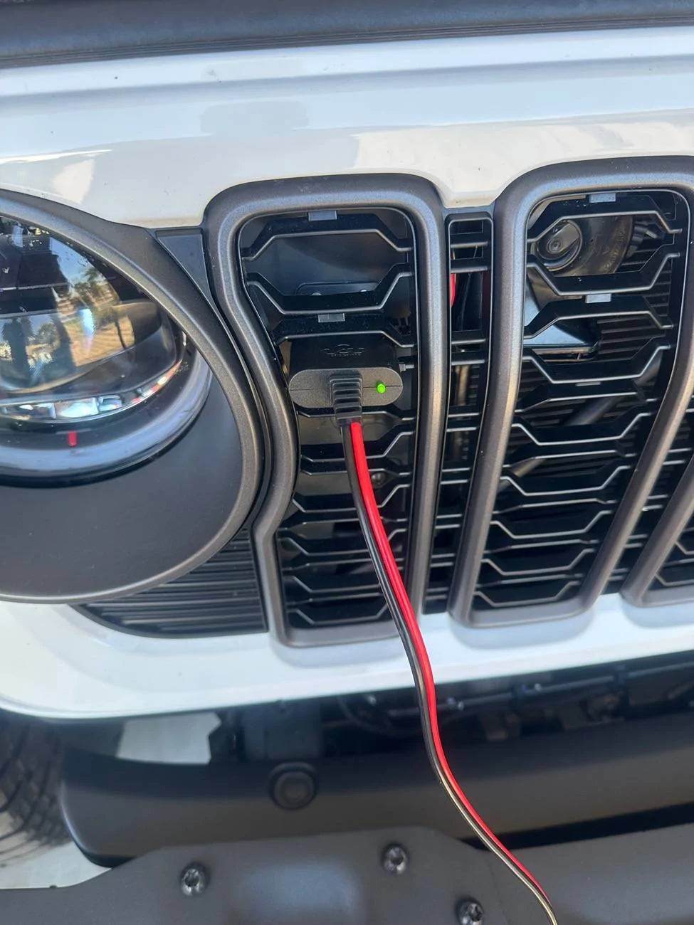 Jeep Gladiator Battery Tender IMG_1724
