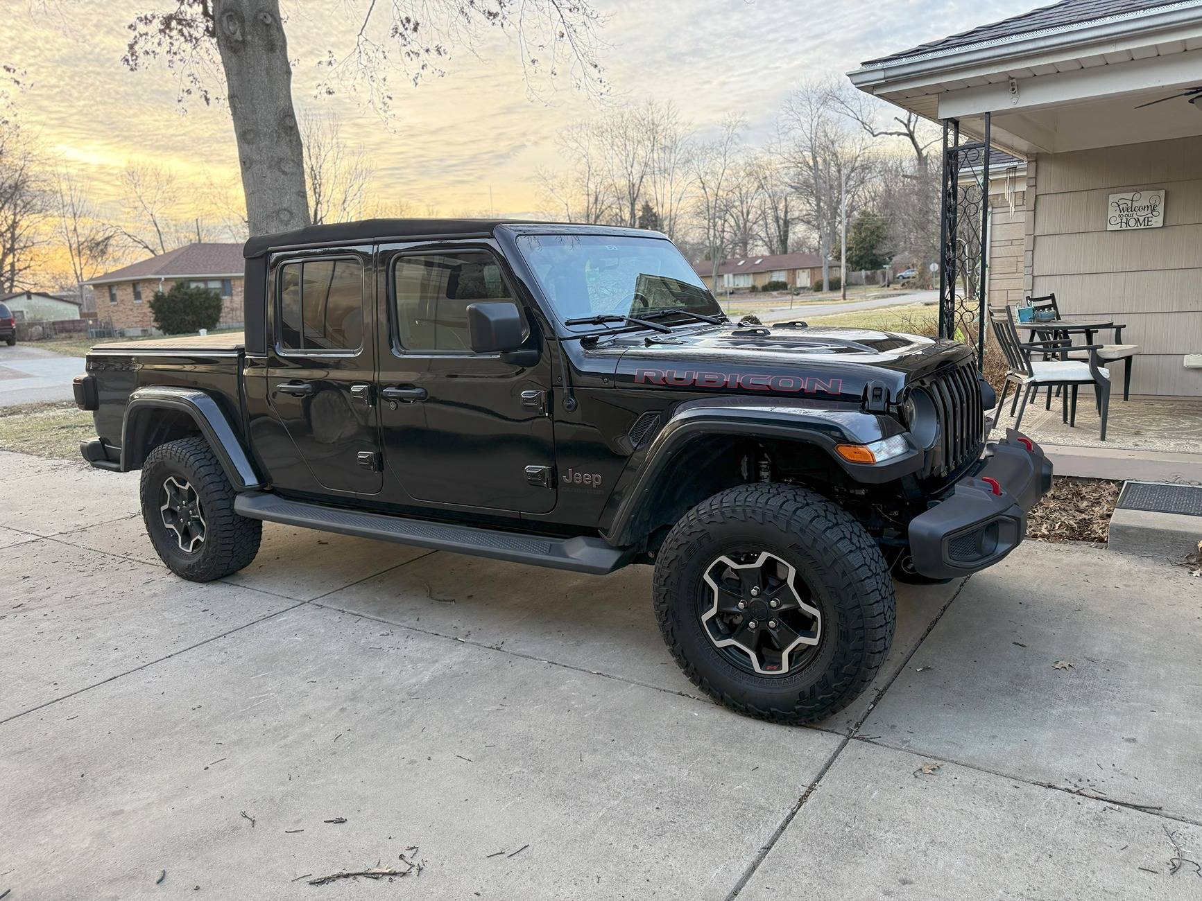 Jeep Gladiator Buying same model twice in a row....why? jeep2