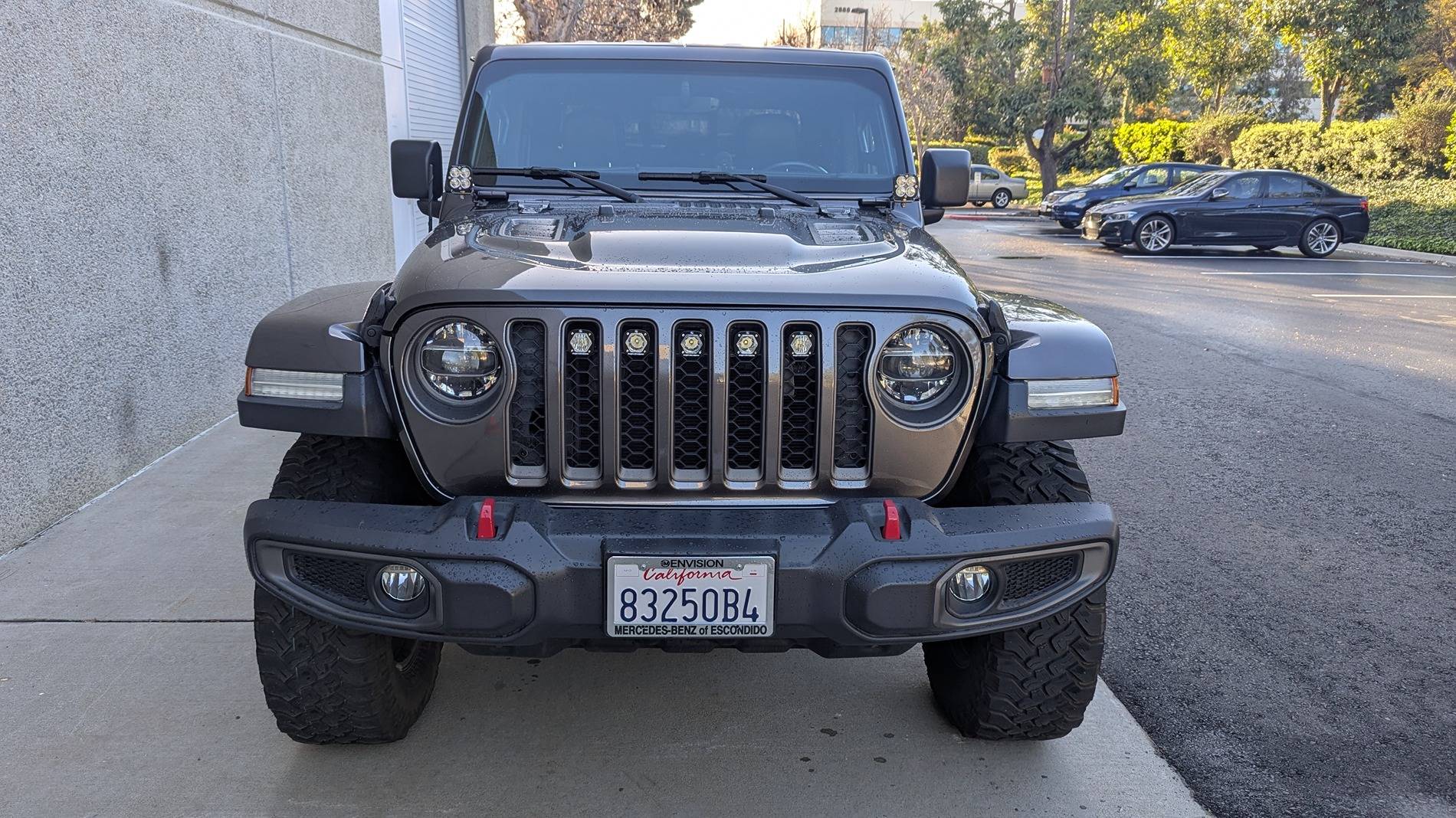 Jeep Gladiator Super clean grill Baja Designs light design PXL_20250306_152920304