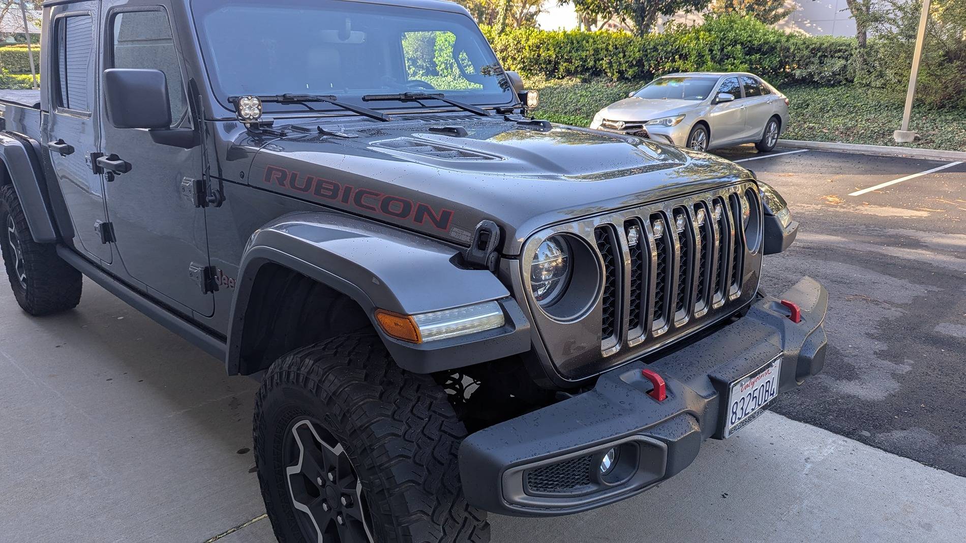 Jeep Gladiator Super clean grill Baja Designs light design PXL_20250306_152928258