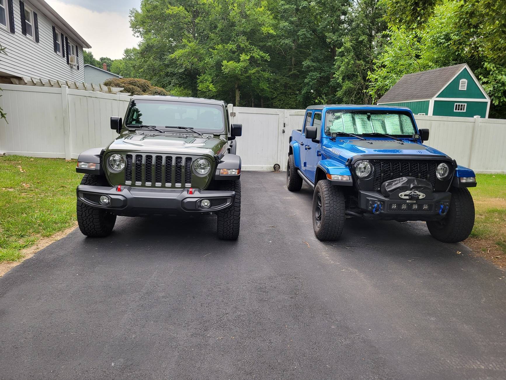 Jeep Gladiator Buying same model twice in a row....why? 20220716_155954