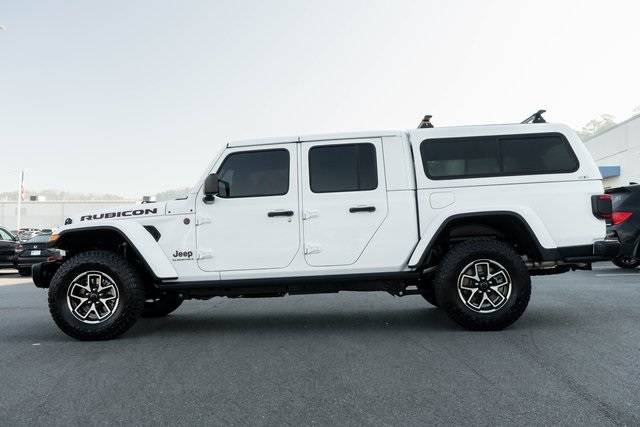 Jeep Gladiator Looking at this Gladiator, need help deciding! image-6