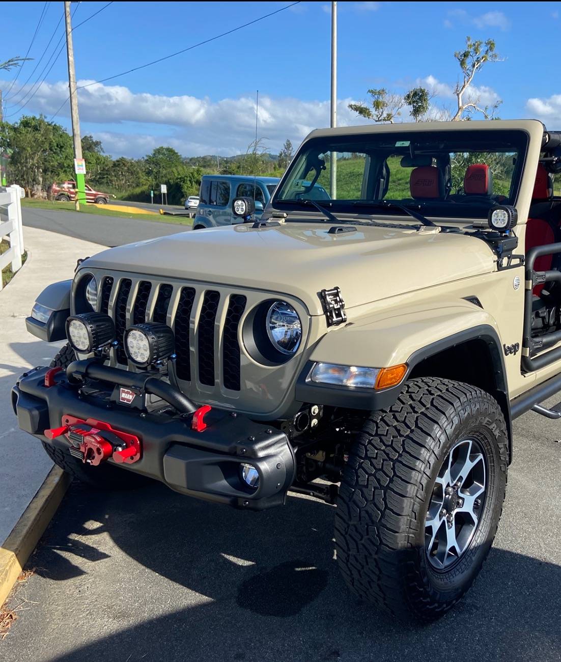 Jeep Gladiator Off road lights - what's everyone running? IMG_1050