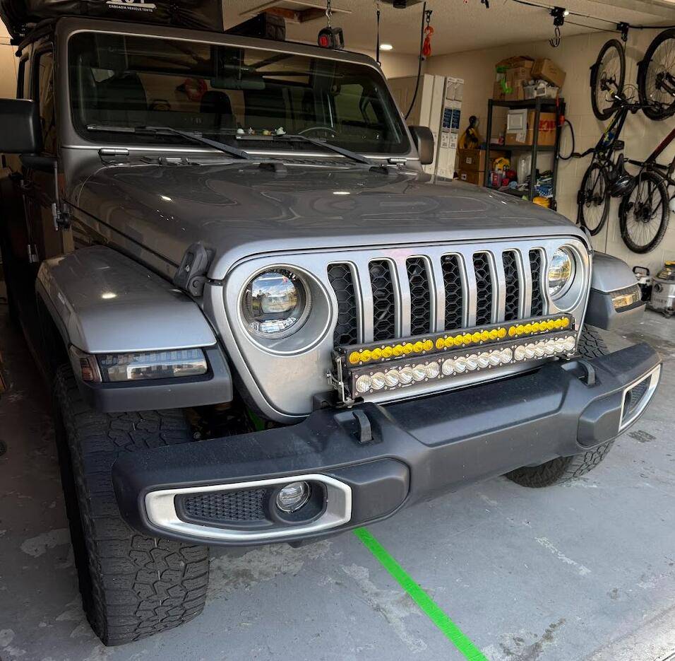 Jeep Gladiator Mounting Baja Designs Light Bars 1741353550704-pv