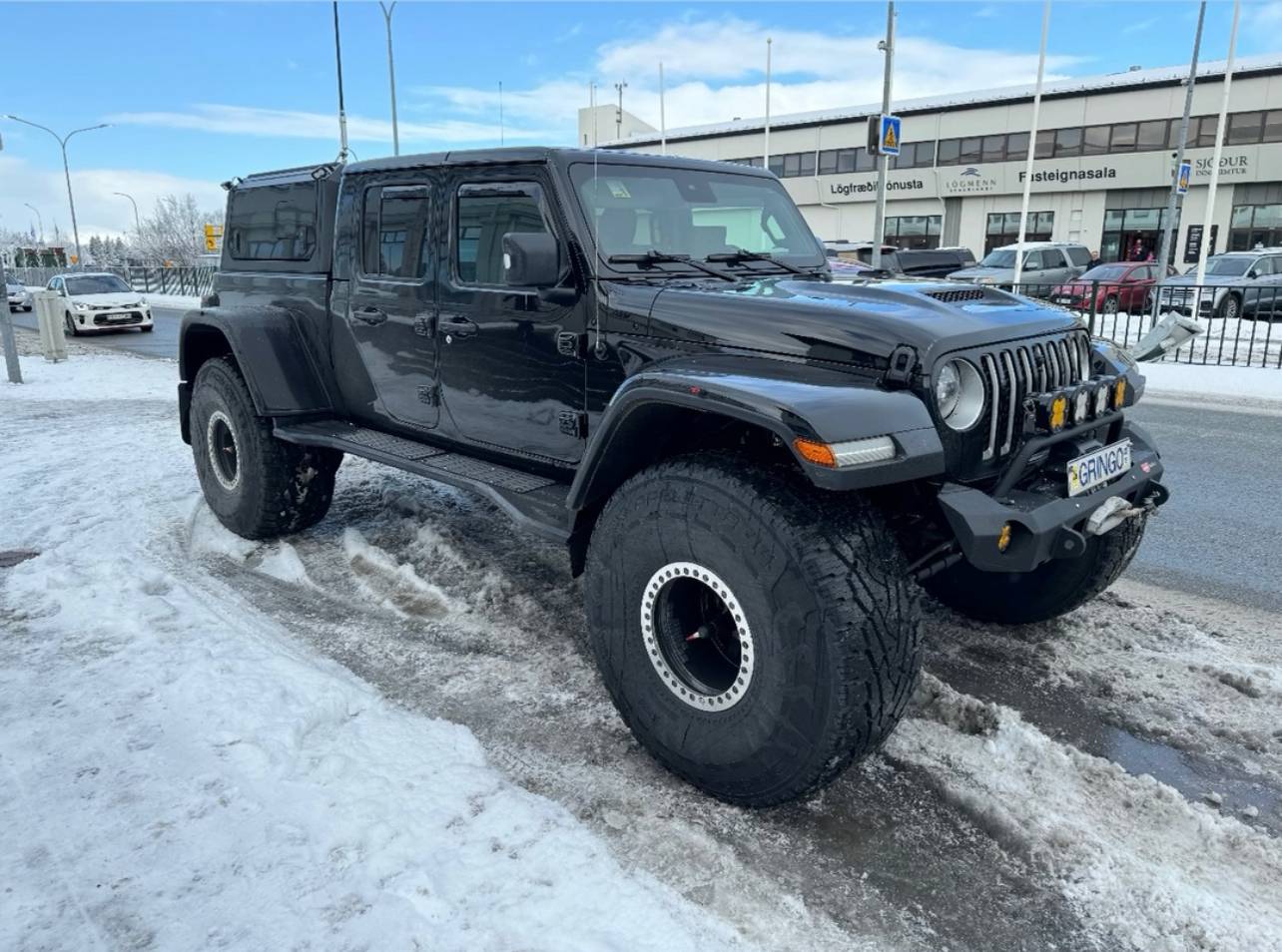 Jeep Gladiator BLACK Gladiator JT Club IMG_6613