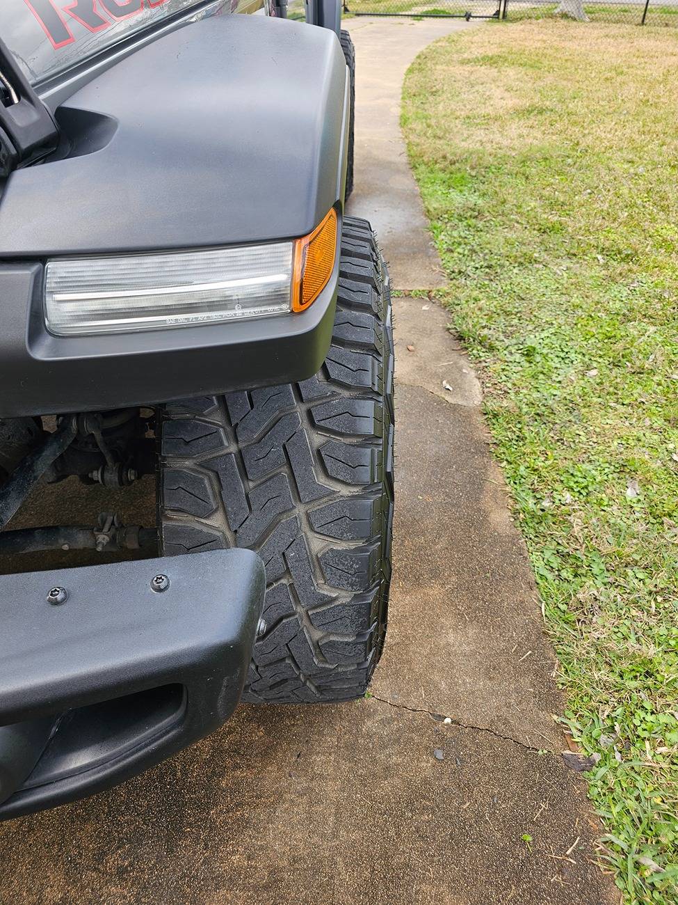 Jeep Gladiator Price Drop(5) Fuel Assault D546 Wheels 17x9 +1 offset - Like New - or Trade for? $900 20250208_124044