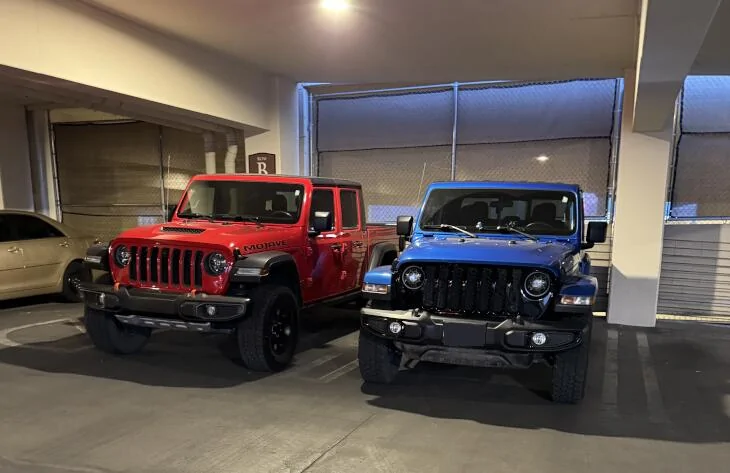 Jeep Gladiator Jeeps Parking Next To Jeeps IMG_6060