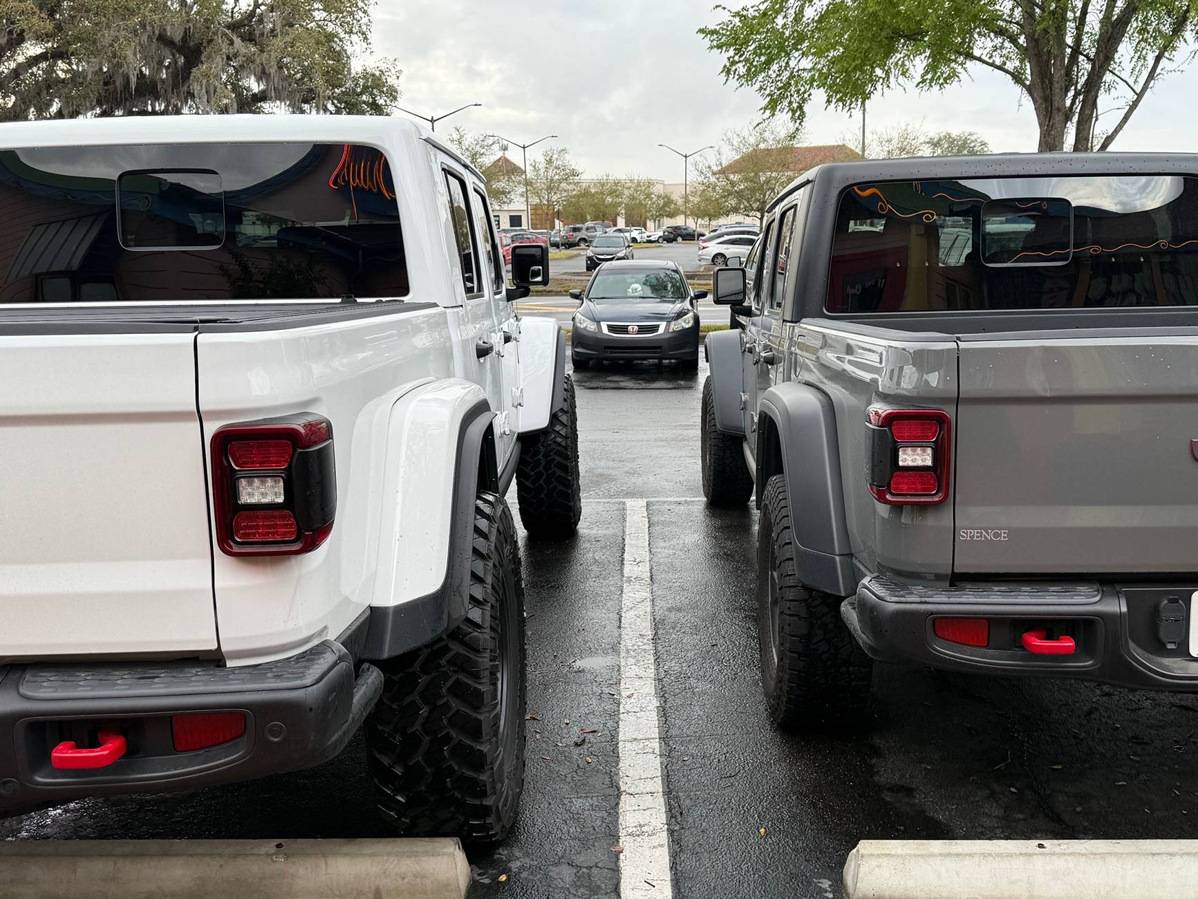Jeep Gladiator Jeeps Parking Next To Jeeps IMG_0584