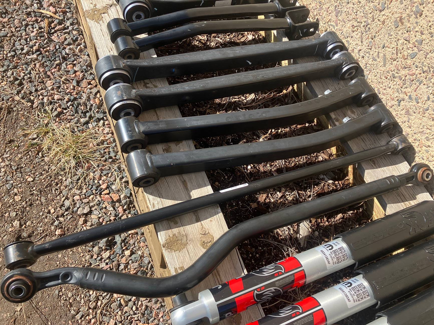 Jeep Gladiator Rubicon Suspension Take Off (Fox shocks) 903A4006-3E47-4318-9274-B0FDCD7FAD19