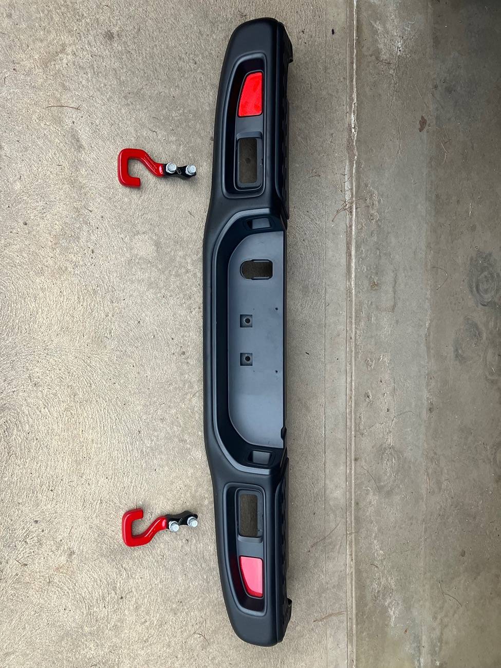 Jeep Gladiator Rubicon Rear Plastic OEM bumper -$100 BC859862-B451-4B9A-96E4-627996BEDDA8