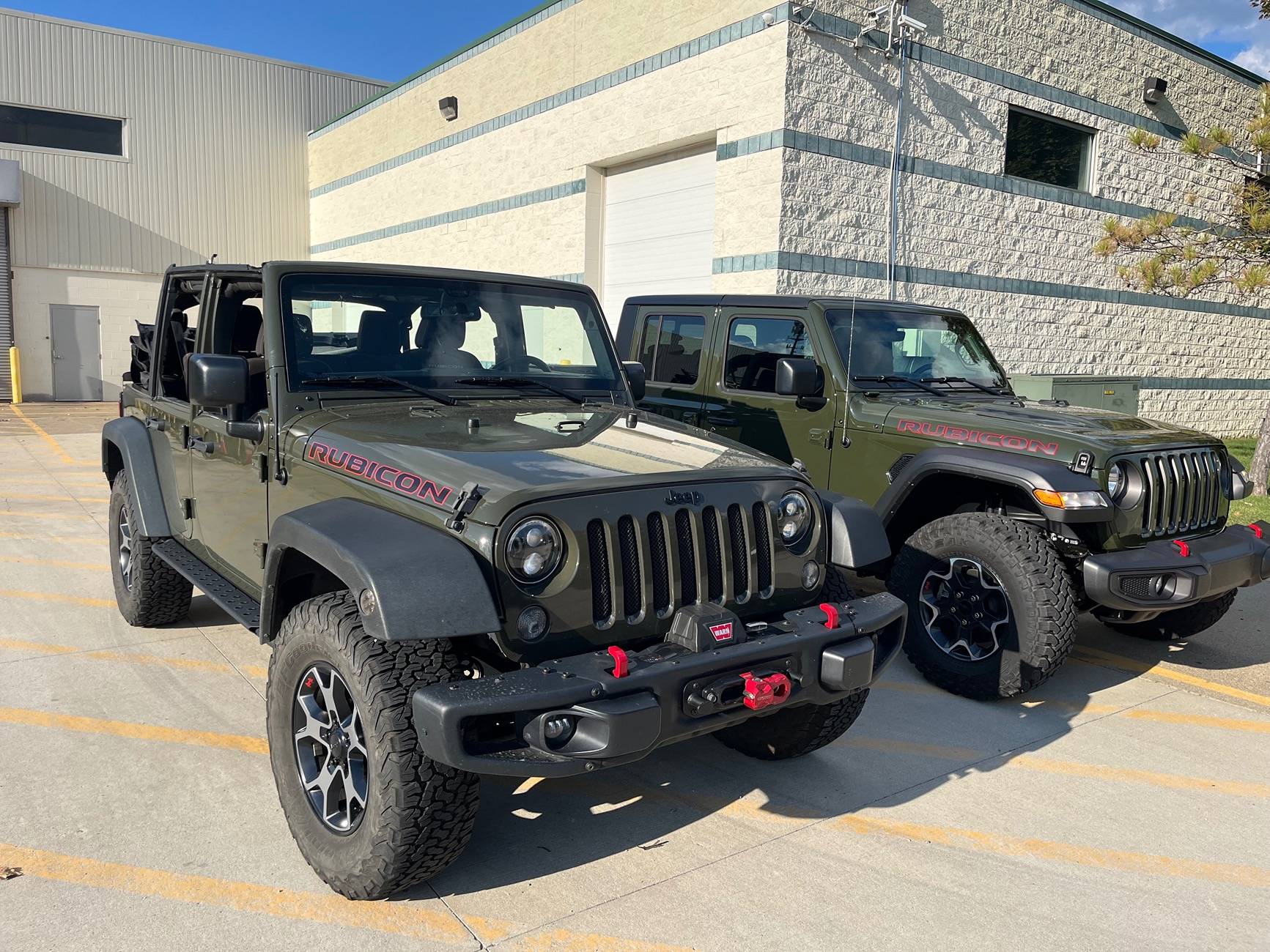 Jeep Gladiator I am buying a 2025 Gladiator IMG_0852