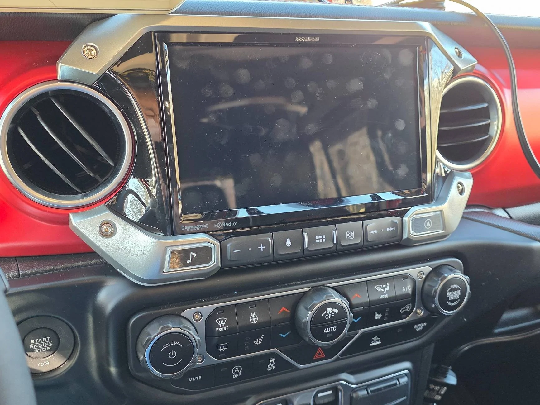 Jeep Gladiator Alpine Stereo Sound Disappointing 20250308_103113