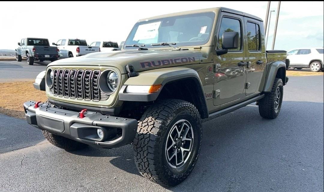 Jeep Gladiator Rubicon X in the house IMG_0168