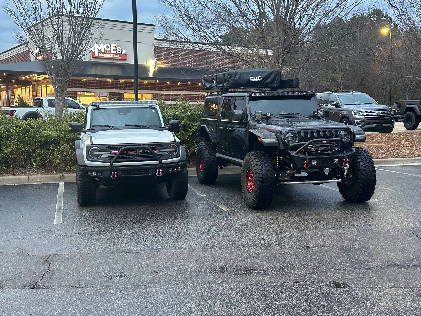 Jeep Gladiator Post your JT lifts! IMG_7073